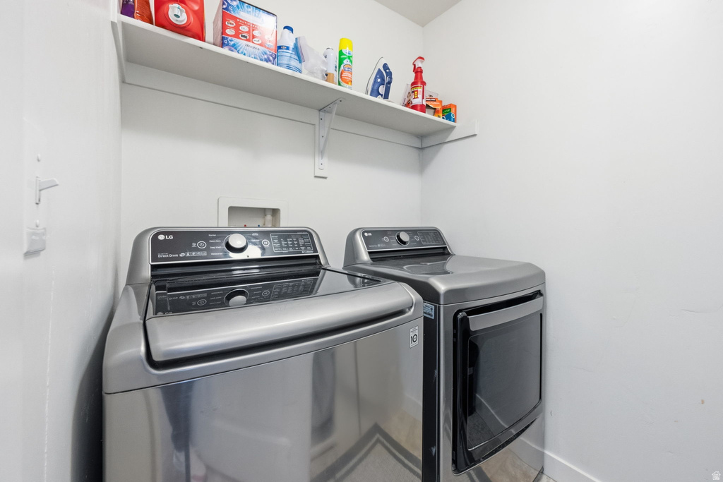 324 W WILLOW CREEK DR Saratoga Springs, UT 84045