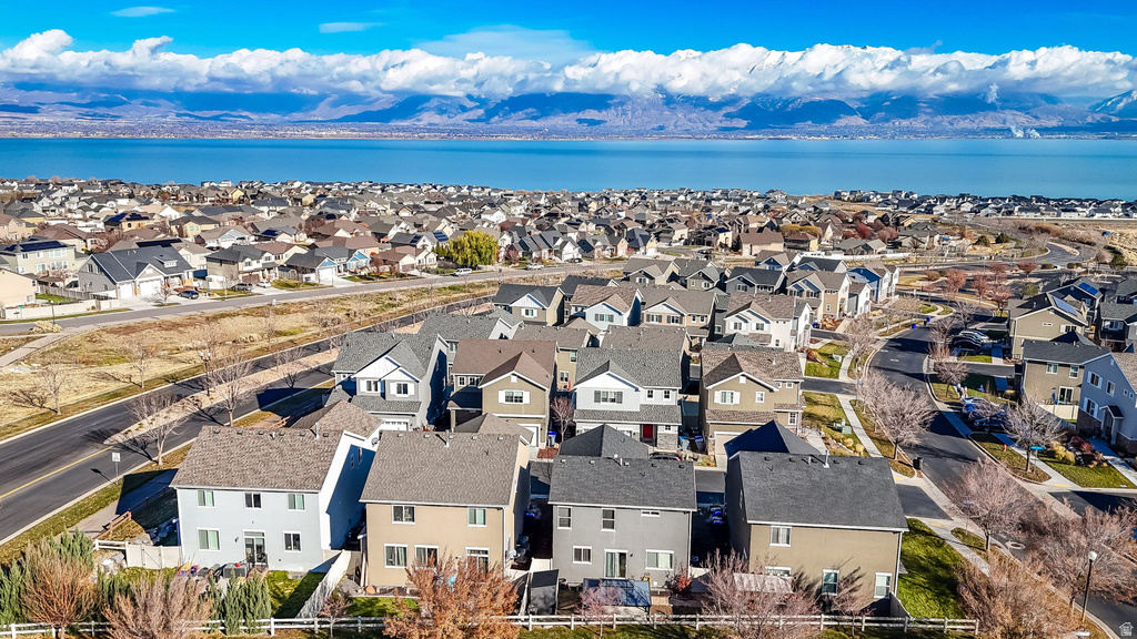 324 W WILLOW CREEK DR Saratoga Springs, UT 84045