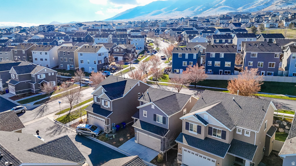 324 W WILLOW CREEK DR Saratoga Springs, UT 84045
