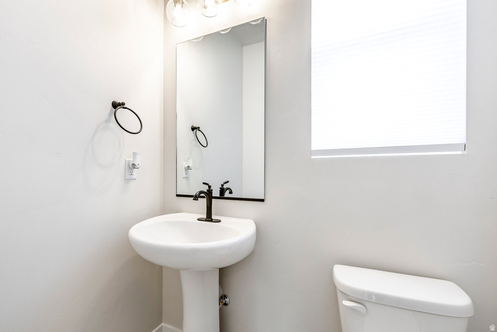 6712 W MIRAMAR ST South Jordan, UT 84009