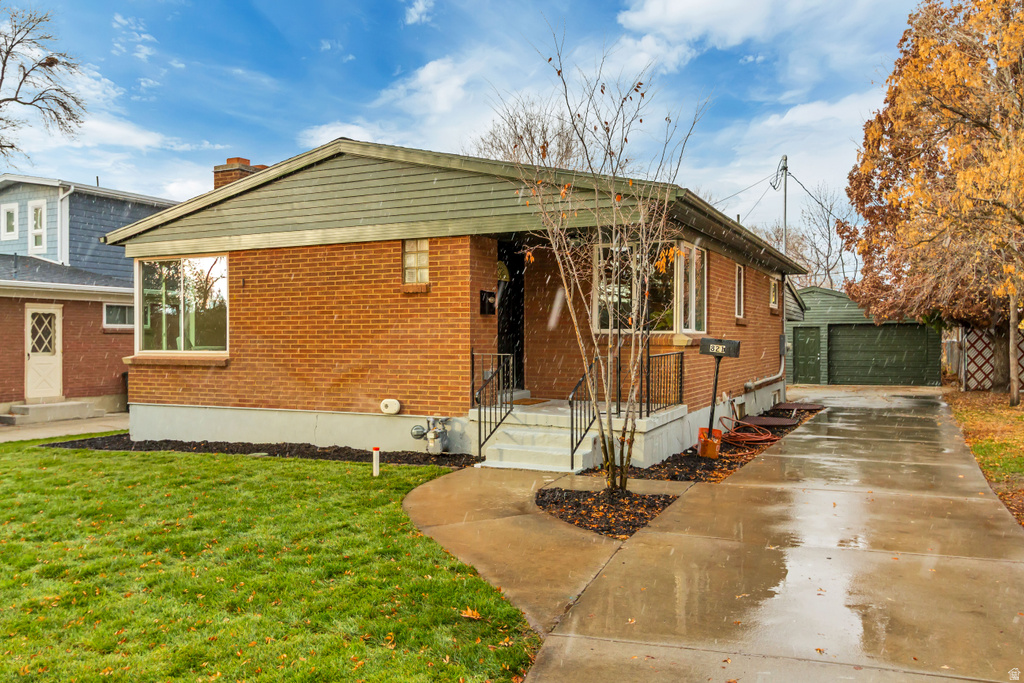 821 NIBLEY CIR Salt Lake City, UT 84106