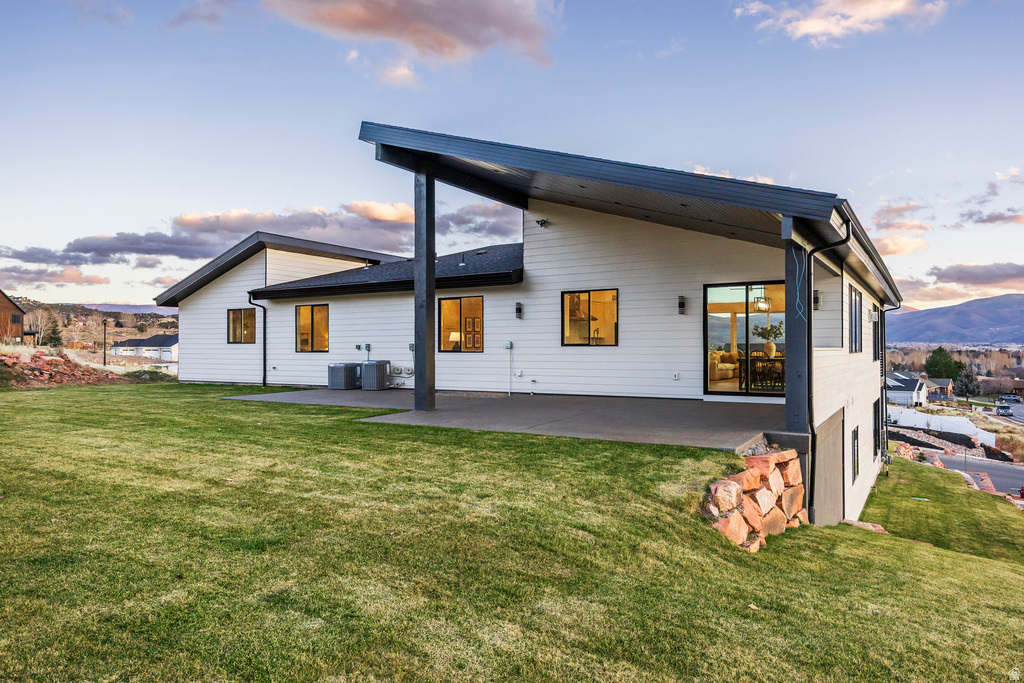 975 E MILL RD Heber City, UT 84032