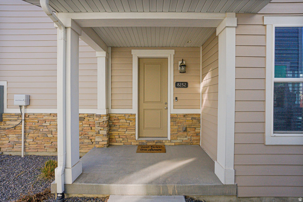 8252 W CASCADE VIEW WAY Magna, UT 84044