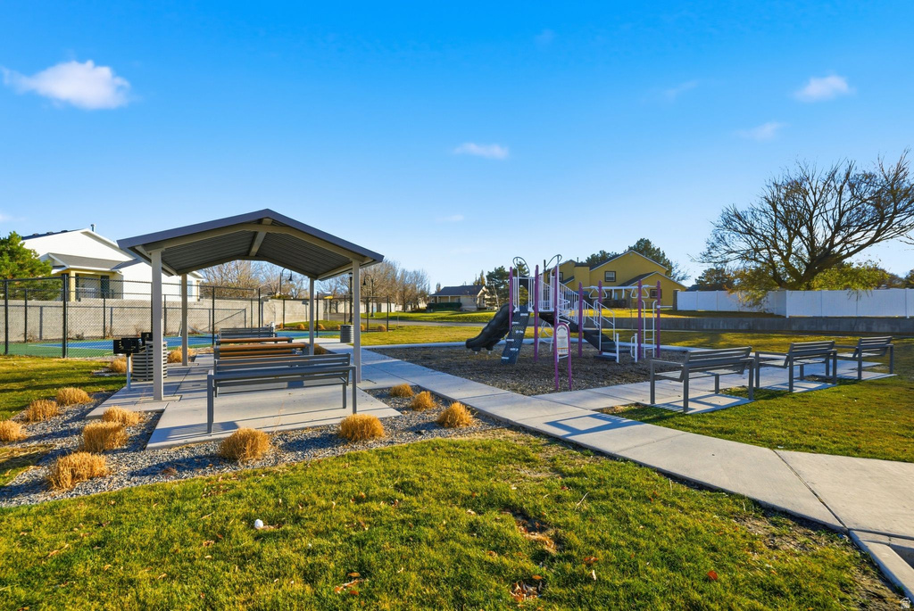 8252 W CASCADE VIEW WAY Magna, UT 84044