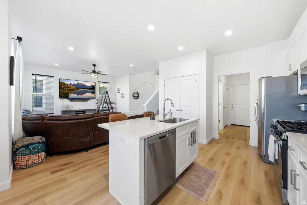 8252 W CASCADE VIEW WAY Magna, UT 84044