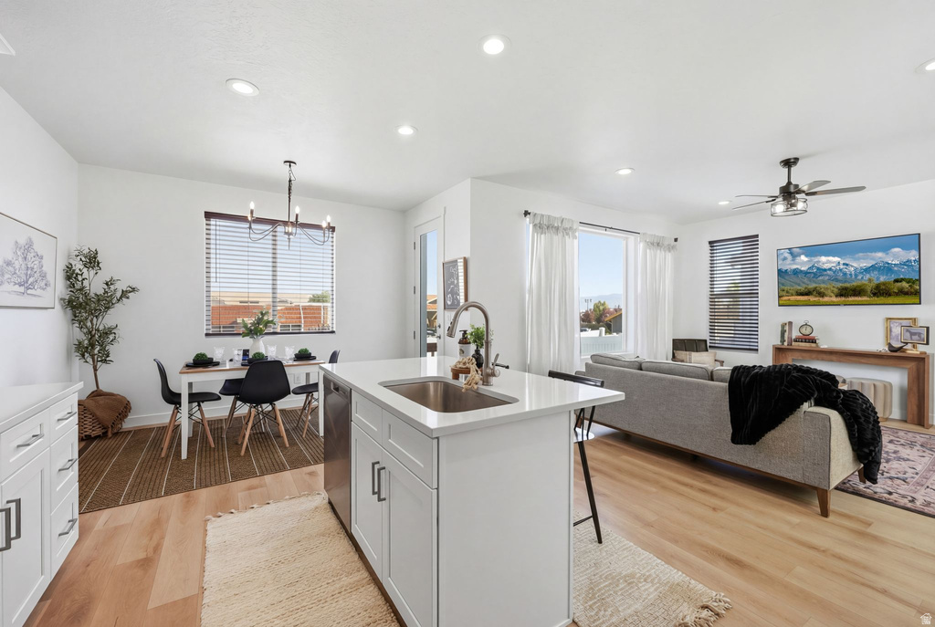 8252 W CASCADE VIEW WAY Magna, UT 84044
