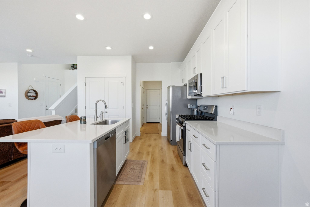 8252 W CASCADE VIEW WAY Magna, UT 84044