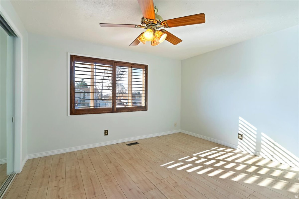 1091 E LARKSPUR DR Sandy, UT 84094