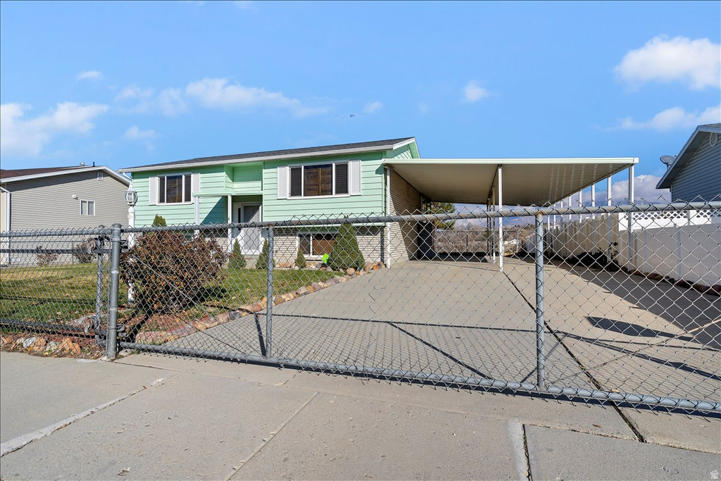 1091 E LARKSPUR DR Sandy, UT 84094