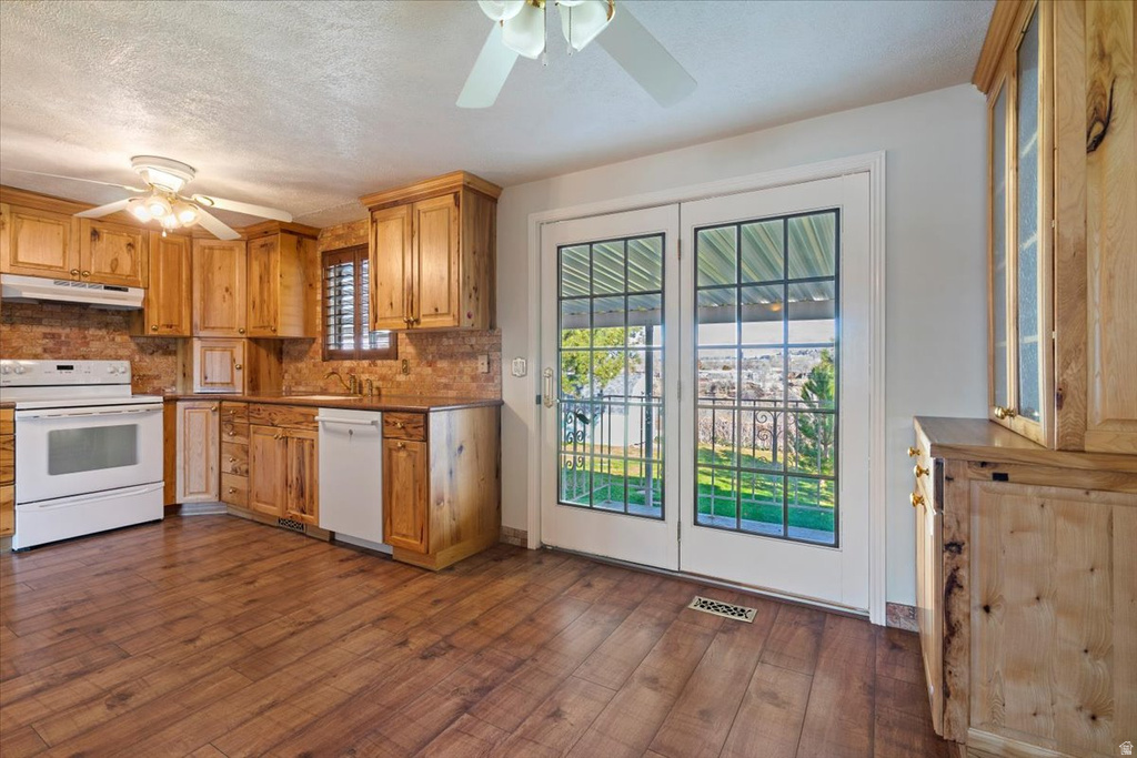 1091 E LARKSPUR DR Sandy, UT 84094