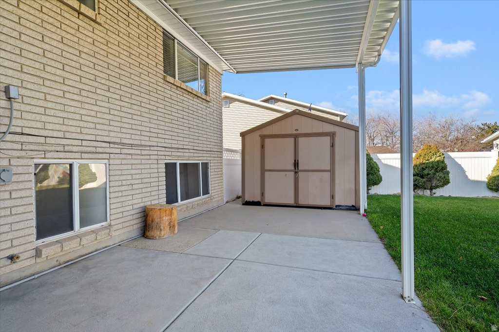 1091 E LARKSPUR DR Sandy, UT 84094