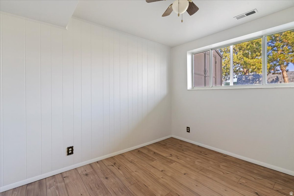 1091 E LARKSPUR DR Sandy, UT 84094