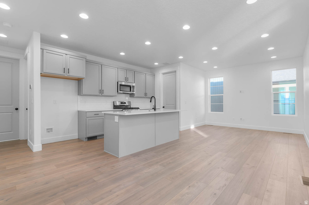 3976 W 2800 N Lehi, UT 84048