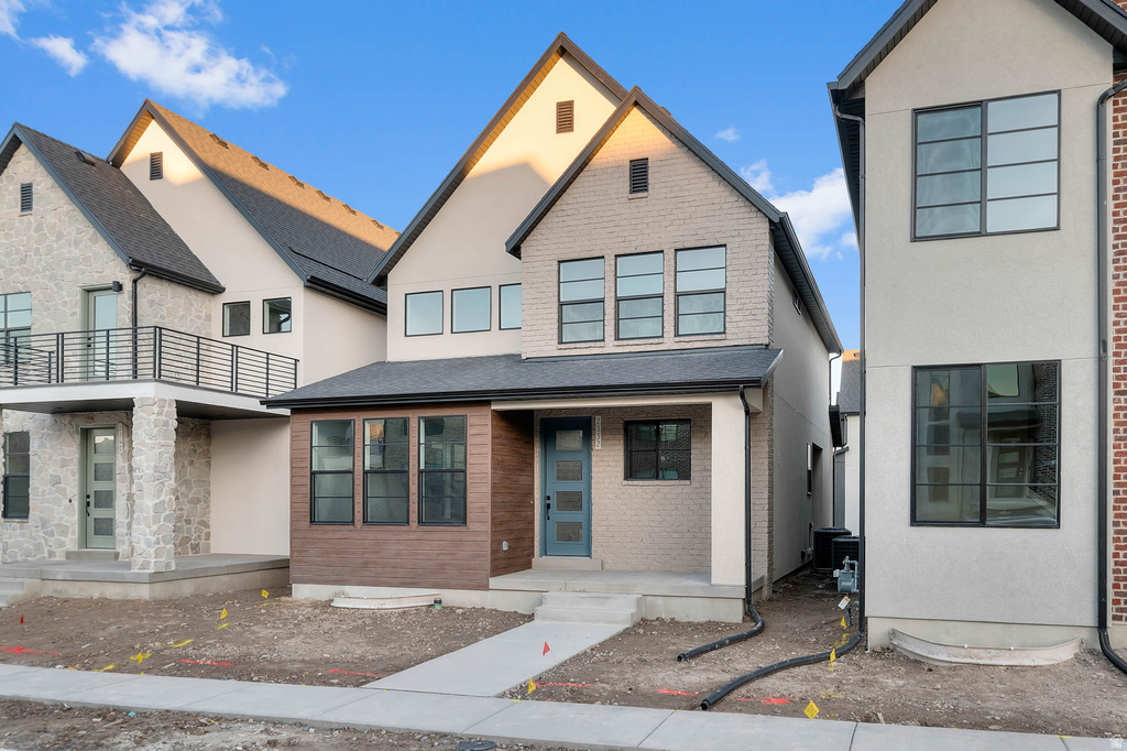 2332 N SUNMORE WAY Lehi, UT 84048