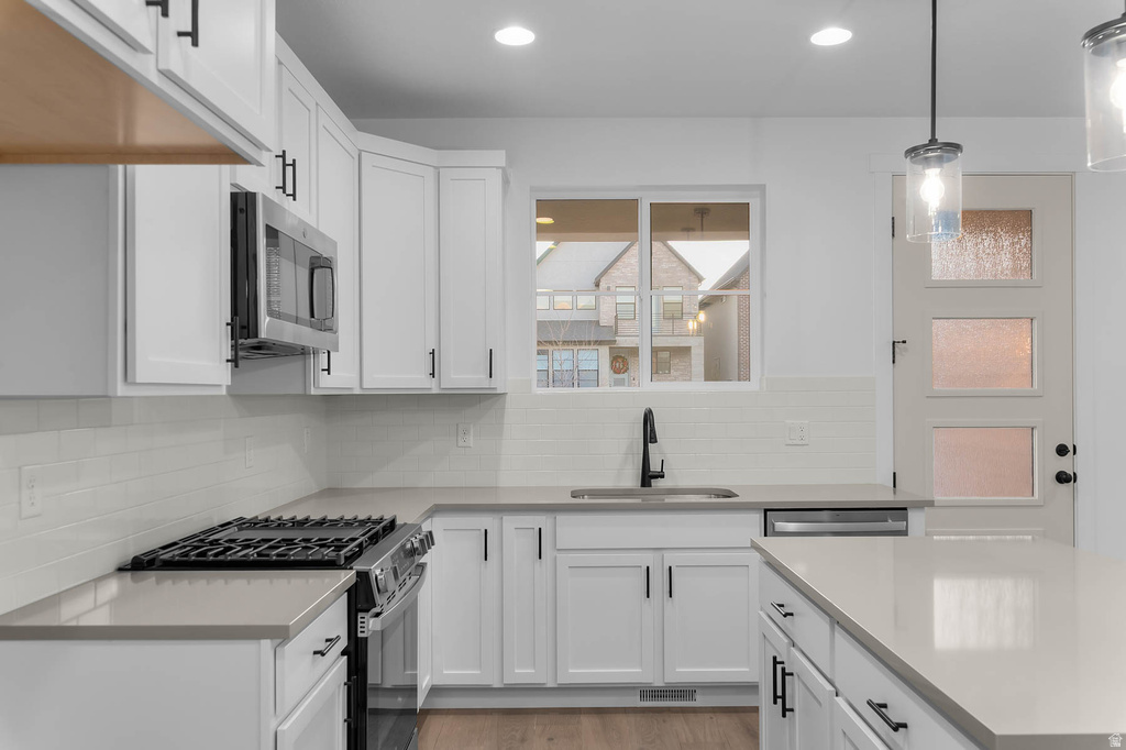 2332 N SUNMORE WAY Lehi, UT 84048