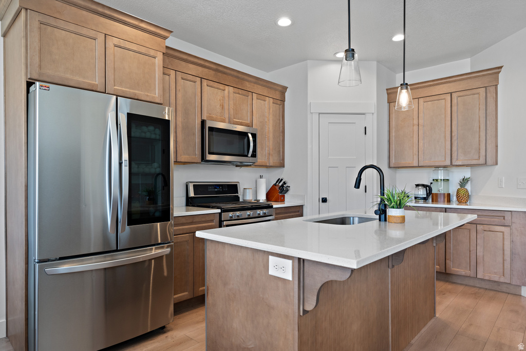 2005 N 4260 W Lehi, UT 84043