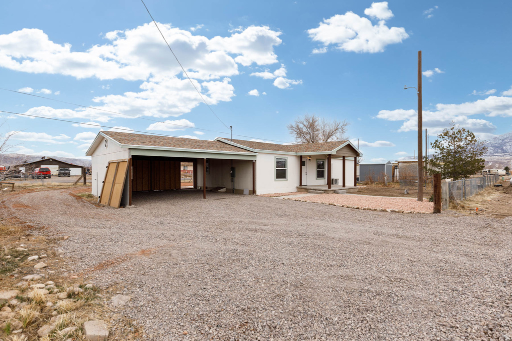 371 E 1200 S Elsinore, UT 84724