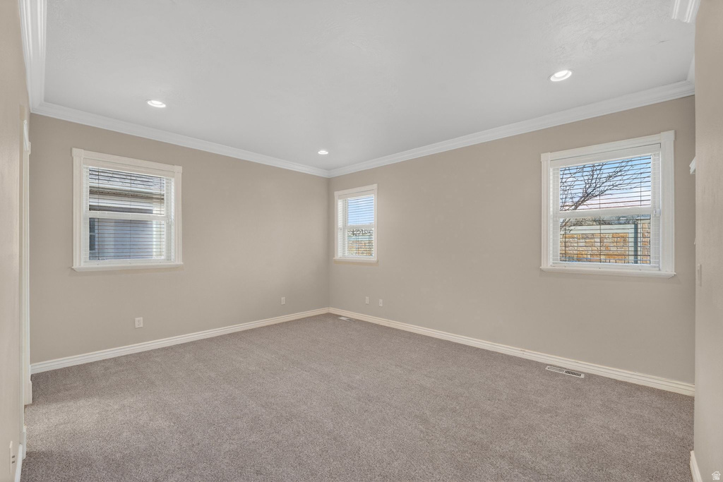 687 E 3420 N Lehi, UT 84043