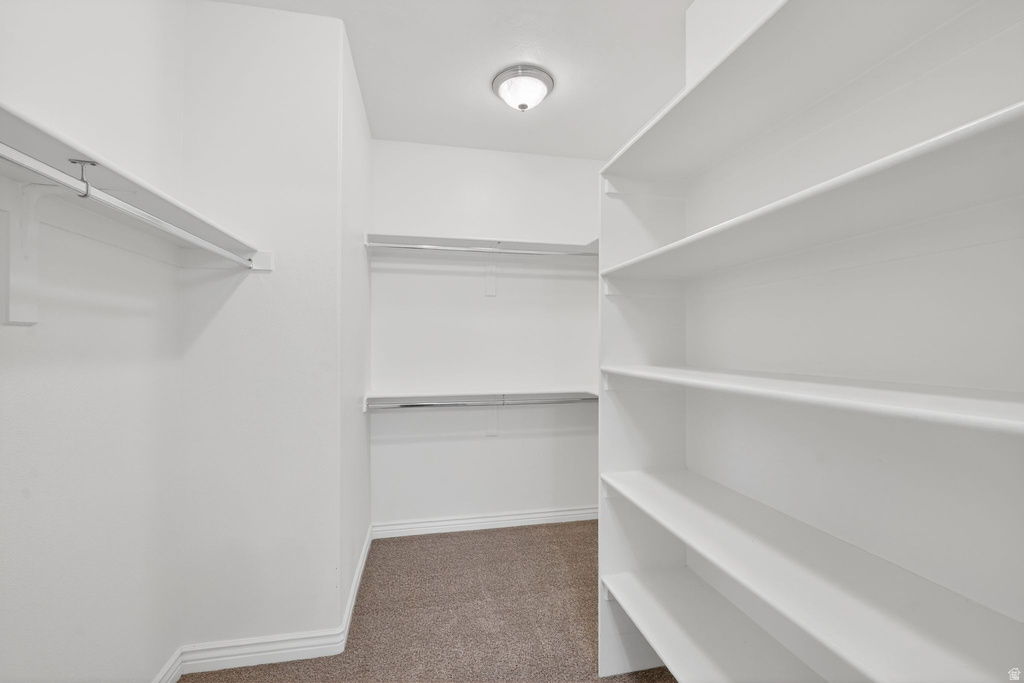 687 E 3420 N Lehi, UT 84043