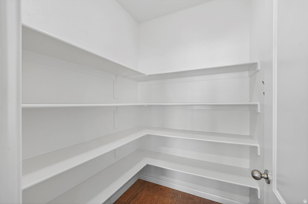 687 E 3420 N Lehi, UT 84043