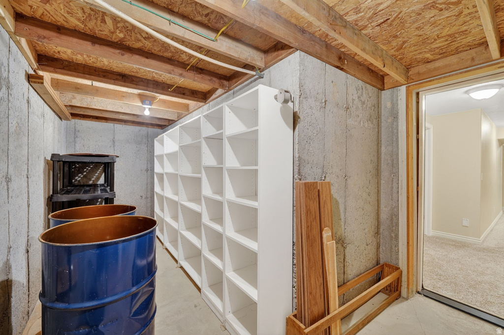 687 E 3420 N Lehi, UT 84043