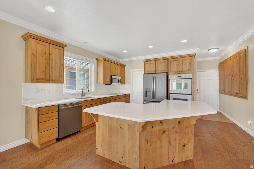 687 E 3420 N Lehi, UT 84043