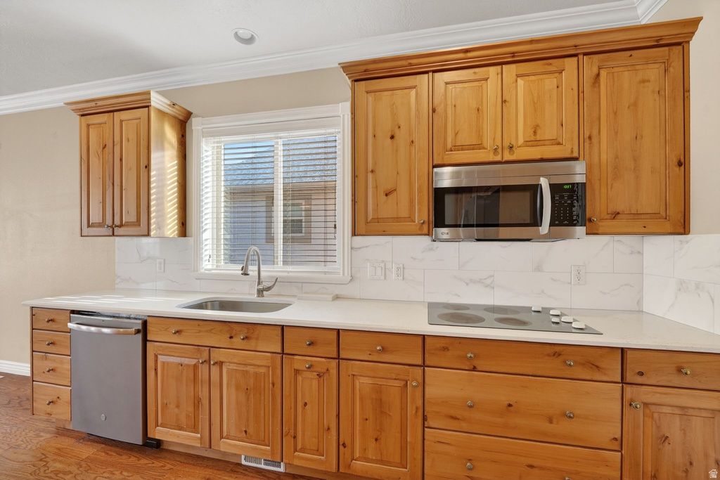 687 E 3420 N Lehi, UT 84043