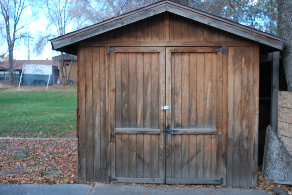 389 E MORGAN ST Layton, UT 84041