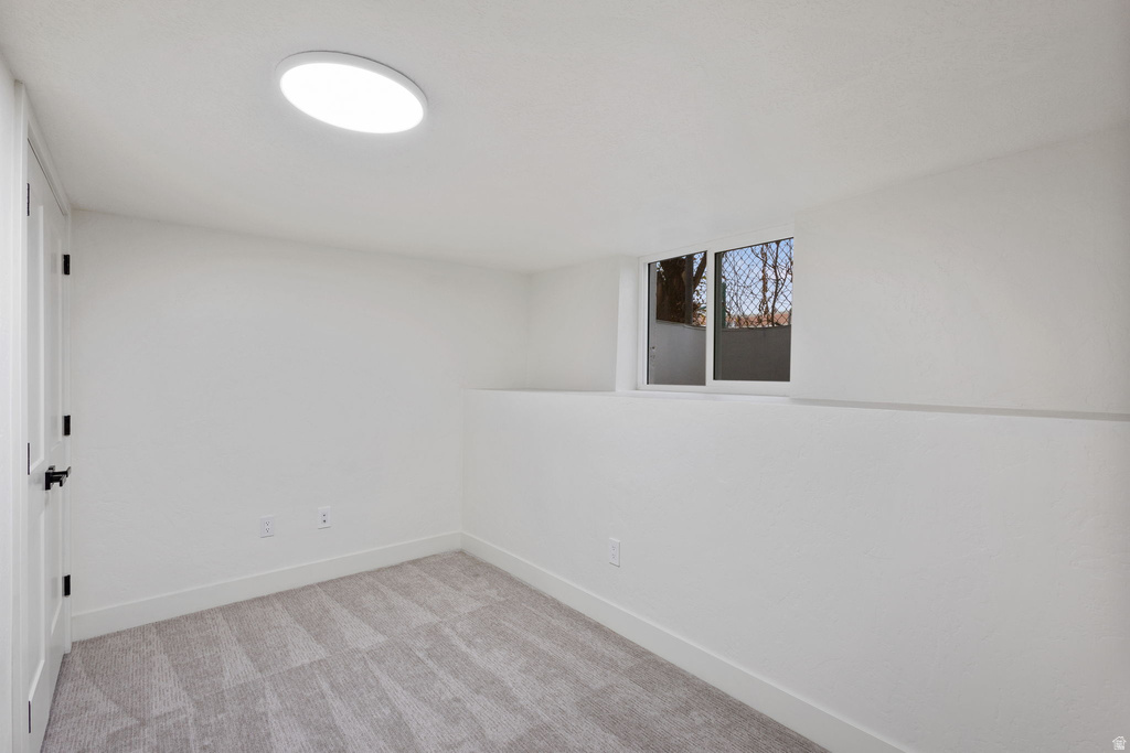 652 E MILTON AVE Salt Lake City, UT 84105