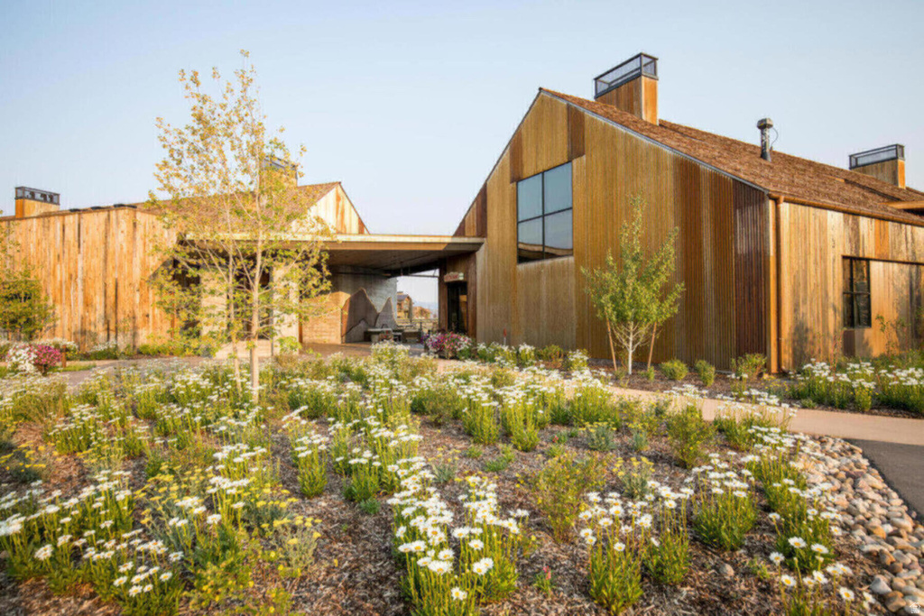 7481 E MOON LIGHT DR #310E Heber City, UT 84032