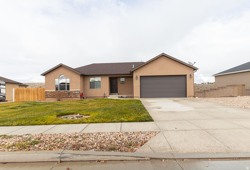 2101 E RAVINE RD Enoch, UT 84721