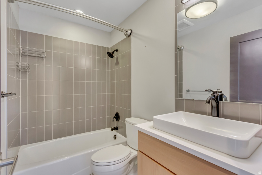 11411 S HOLLY SPRINGS DR South Jordan, UT 84009