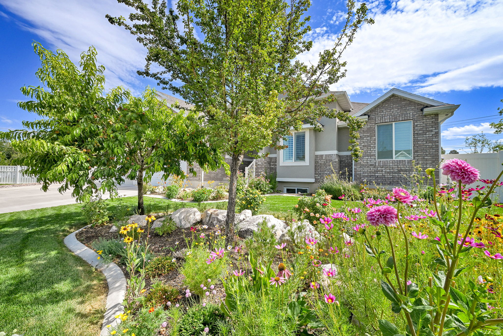 731 S 3050 W Syracuse, UT 84075