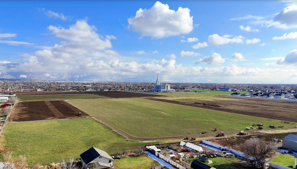 731 S 3050 W Syracuse, UT 84075