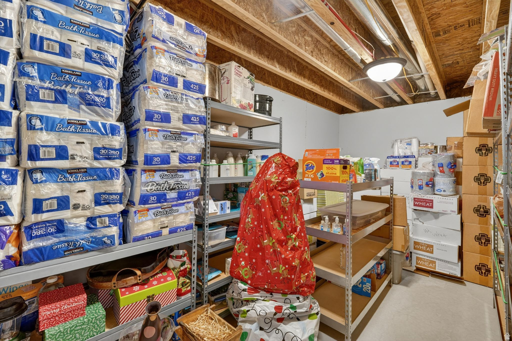 731 S 3050 W Syracuse, UT 84075