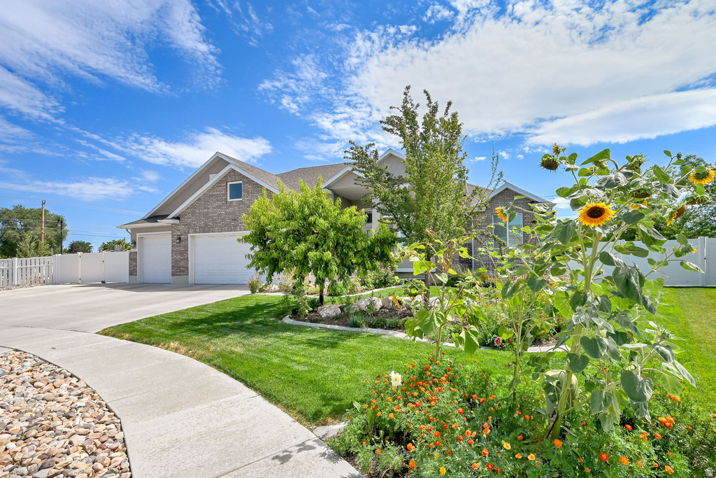 731 S 3050 W Syracuse, UT 84075