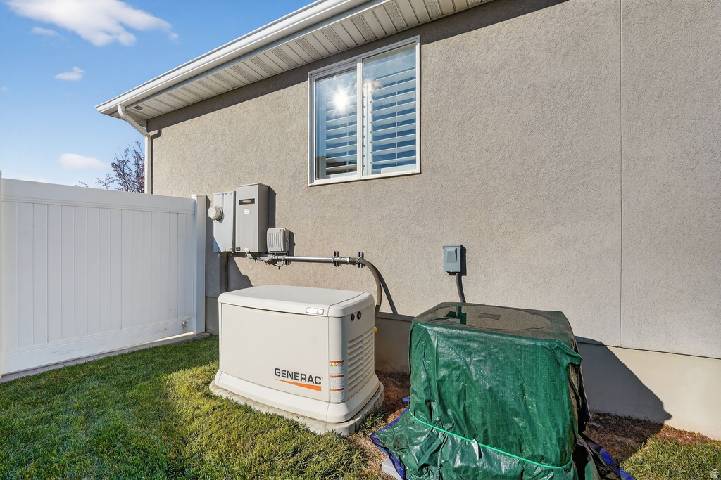 731 S 3050 W Syracuse, UT 84075