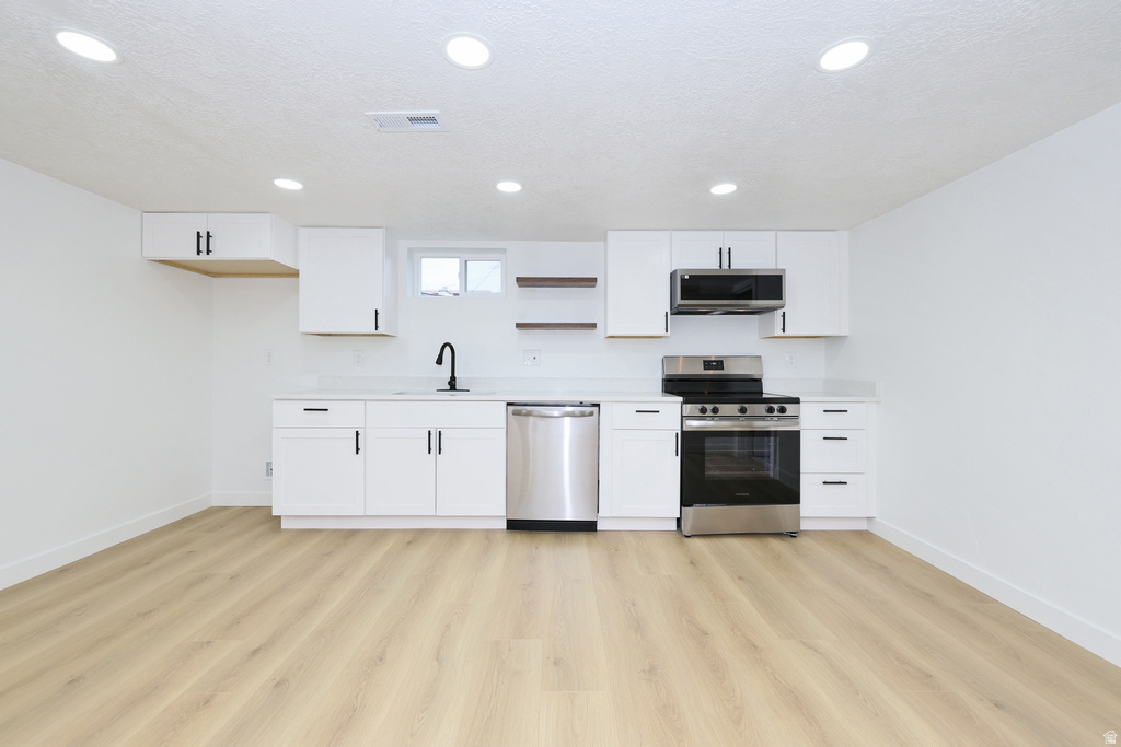 257 W CORNELL DR Midvale, UT 84047