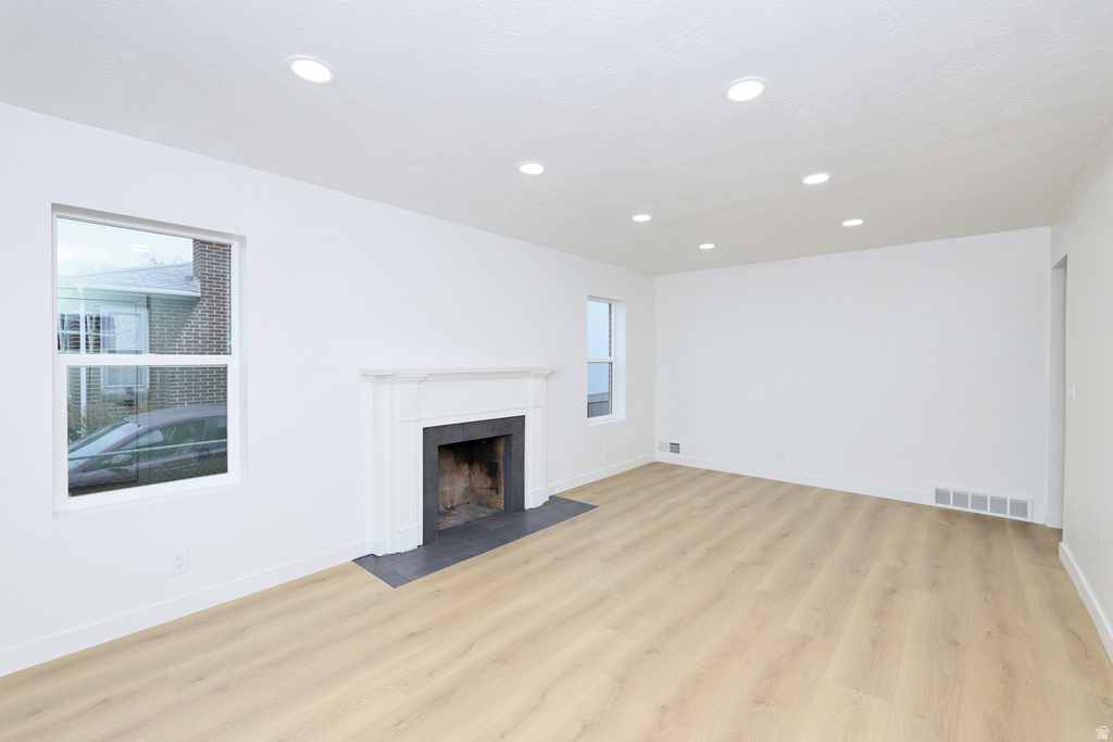 257 W CORNELL DR Midvale, UT 84047