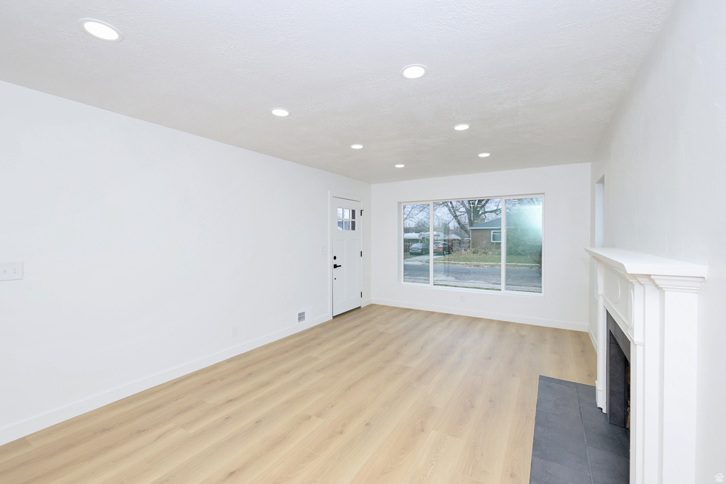 257 W CORNELL DR Midvale, UT 84047