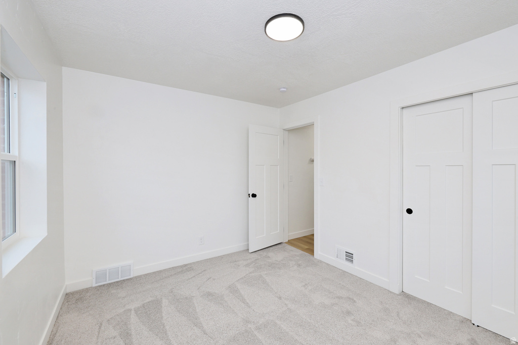 257 W CORNELL DR Midvale, UT 84047