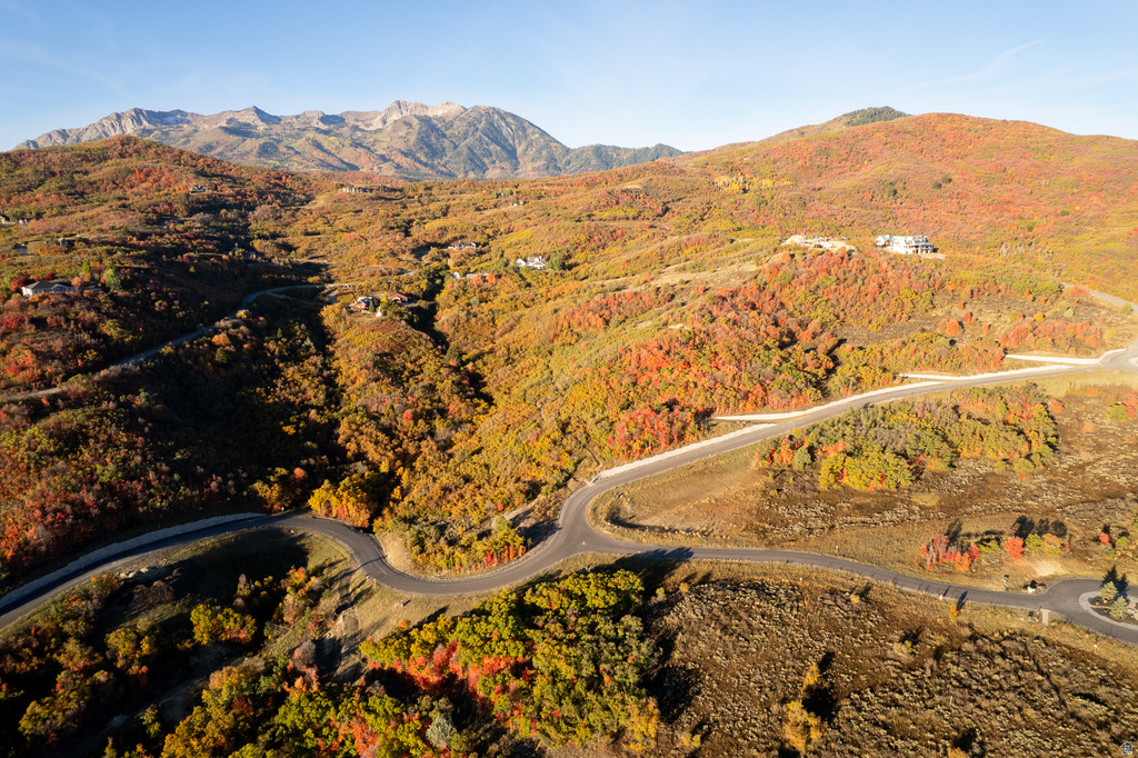 5977 E LEGACY MOUNTAIN DR Huntsville, UT 84317