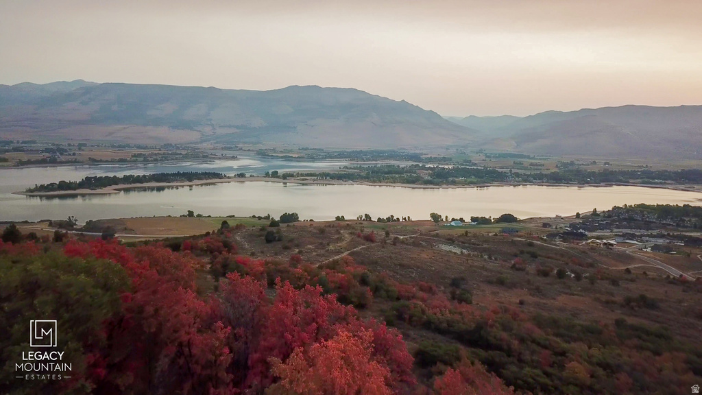 5977 E LEGACY MOUNTAIN DR Huntsville, UT 84317