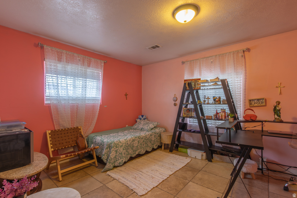 2540 S CHESTERFIELD ST West Valley City, UT 84119