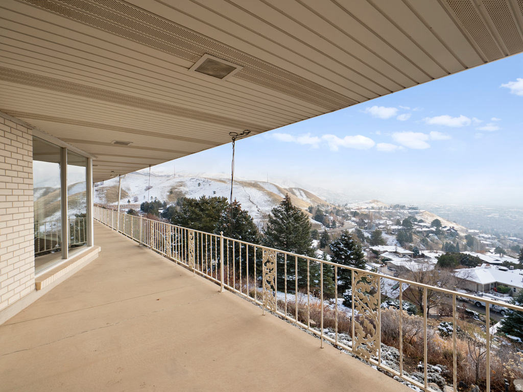 828 E EDGEHILL RD Salt Lake City, UT 84103