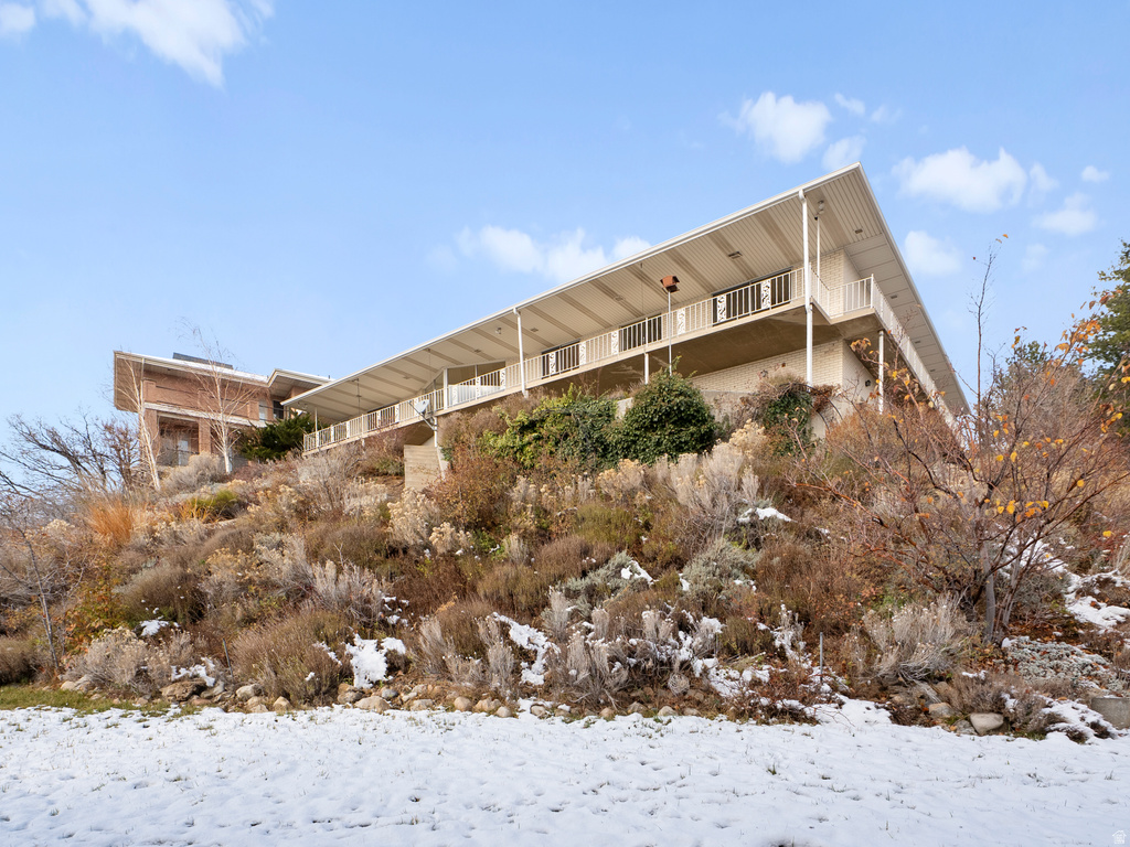 828 E EDGEHILL RD Salt Lake City, UT 84103