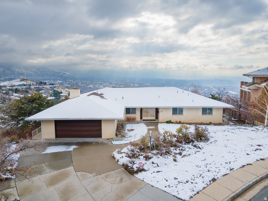 828 E EDGEHILL RD Salt Lake City, UT 84103