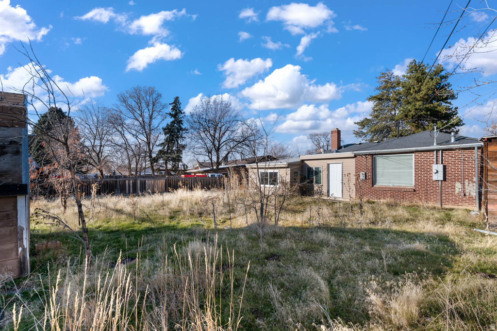 2260 E HAUN AVE Holladay, UT 84121