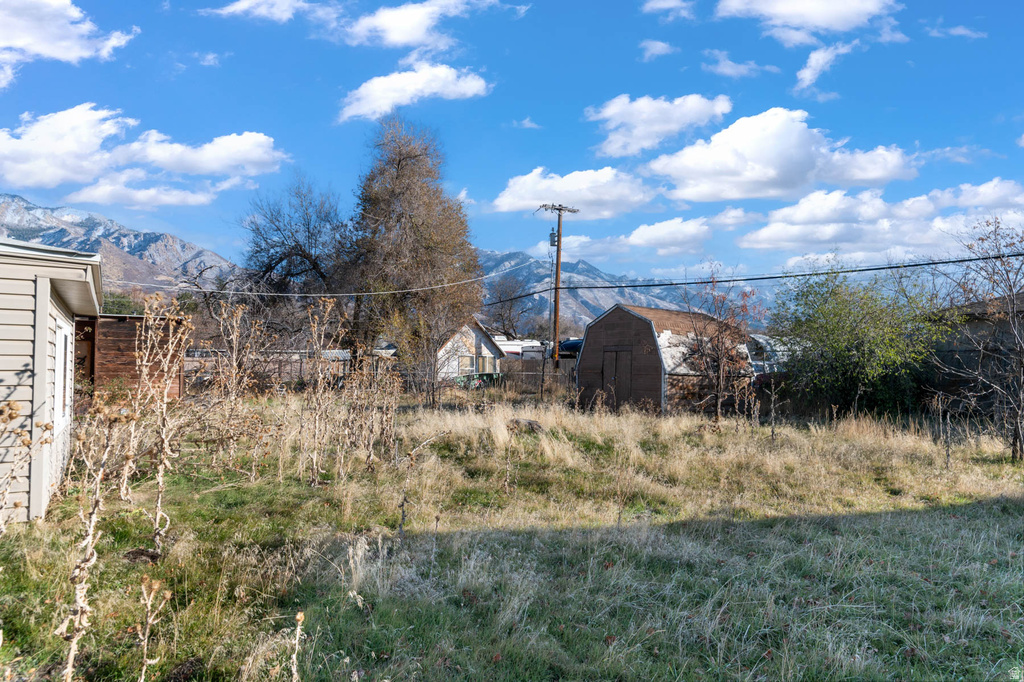 2260 E HAUN AVE Holladay, UT 84121