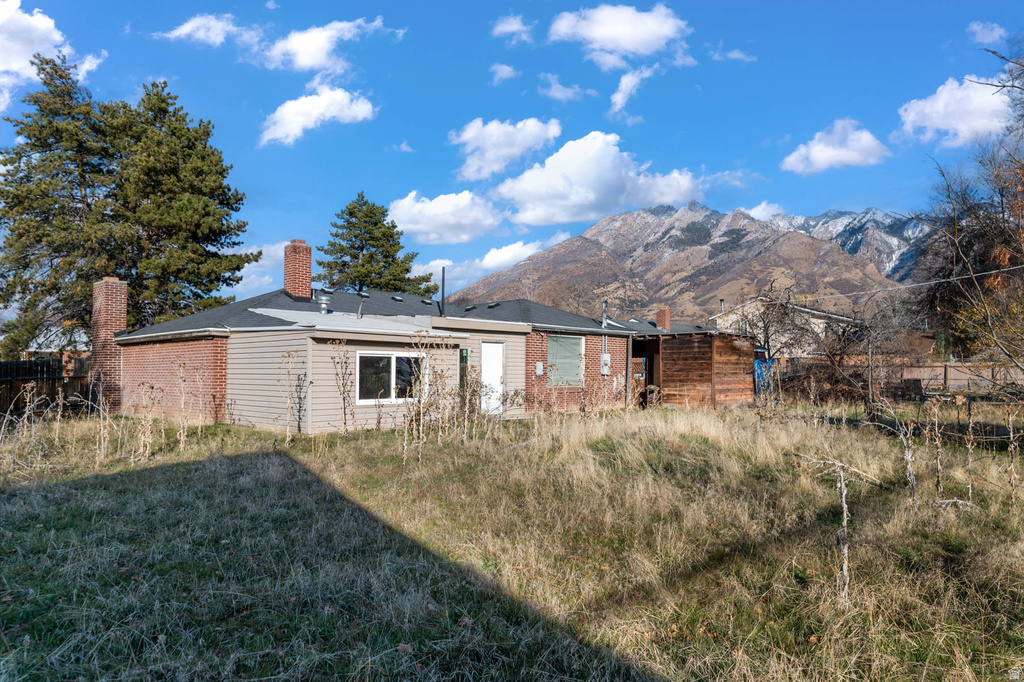 2260 E HAUN AVE Holladay, UT 84121